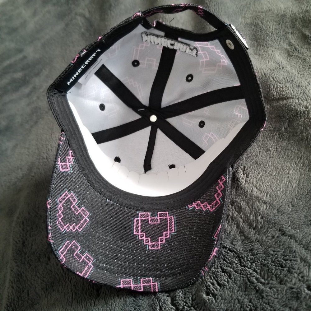 Minecraft Llama Cap - Picture 6 of 8